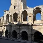 duplex avec vue sur les arènes